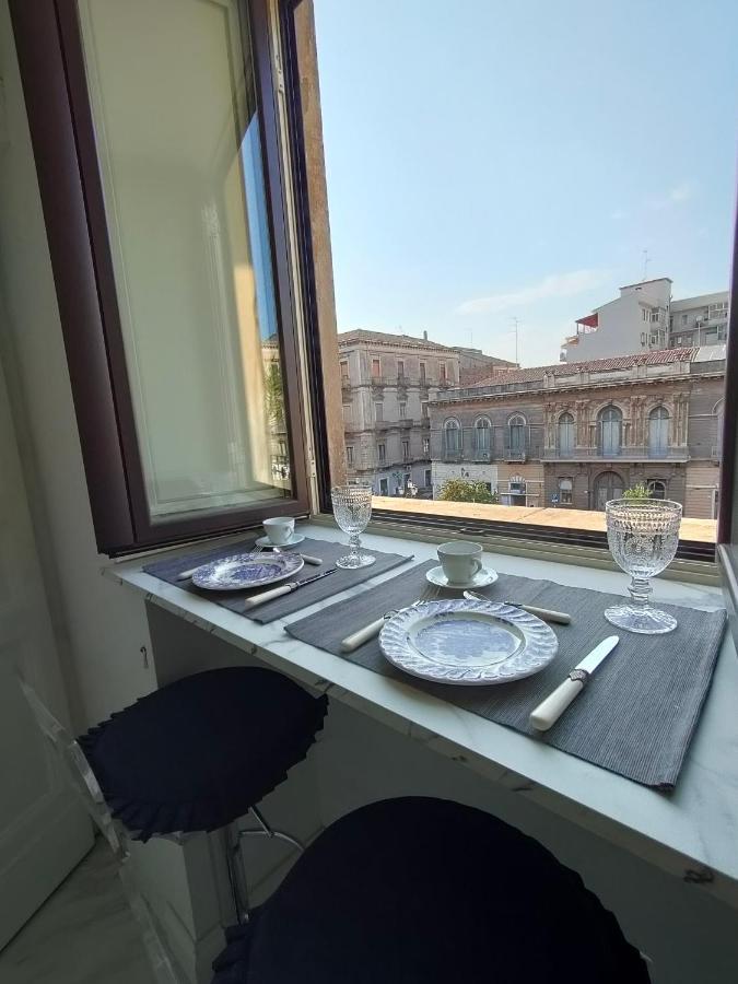 Appartement Finestre In Piazza à Catane Extérieur photo