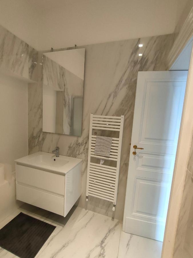 Appartement Finestre In Piazza à Catane Extérieur photo